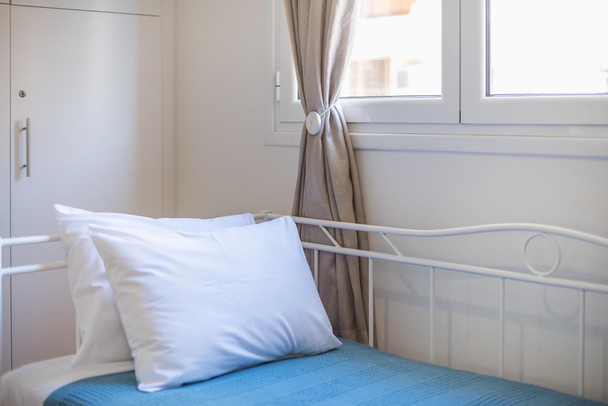 Modern Apartment 200M From Acropolis 100Mbps Netflix Athena Bagian luar foto